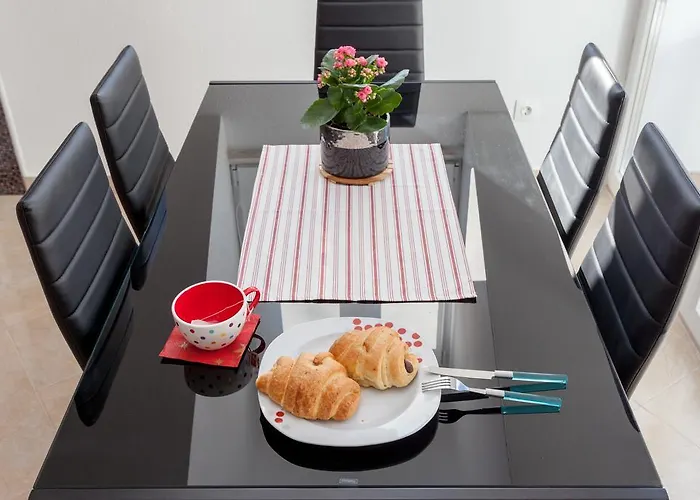 Bora Apartament *